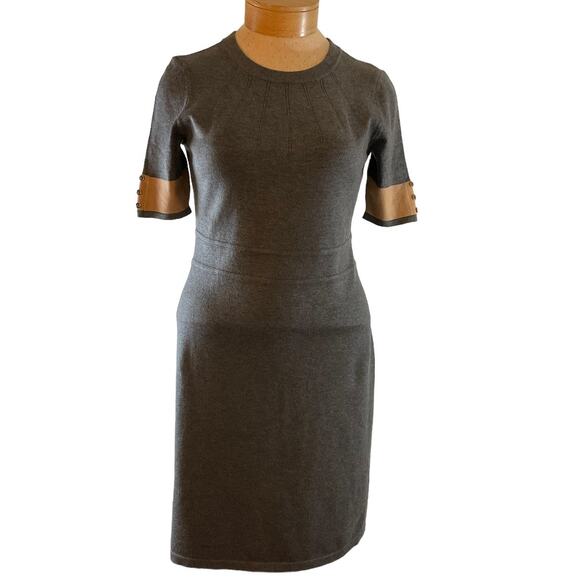 Liz Claiborne Women's Medium Gray Dress Short Sleeve Ribbed Knit Gold Buttons - Picture 1 of 15